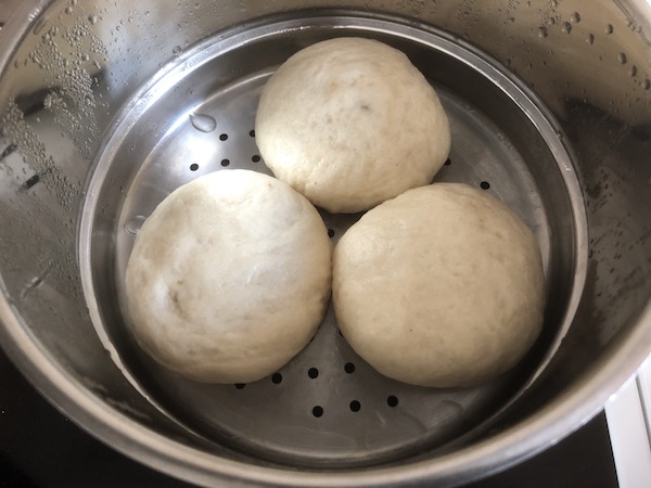 Ångkokta bullar